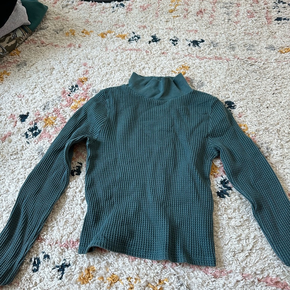 American eagle turtleneck